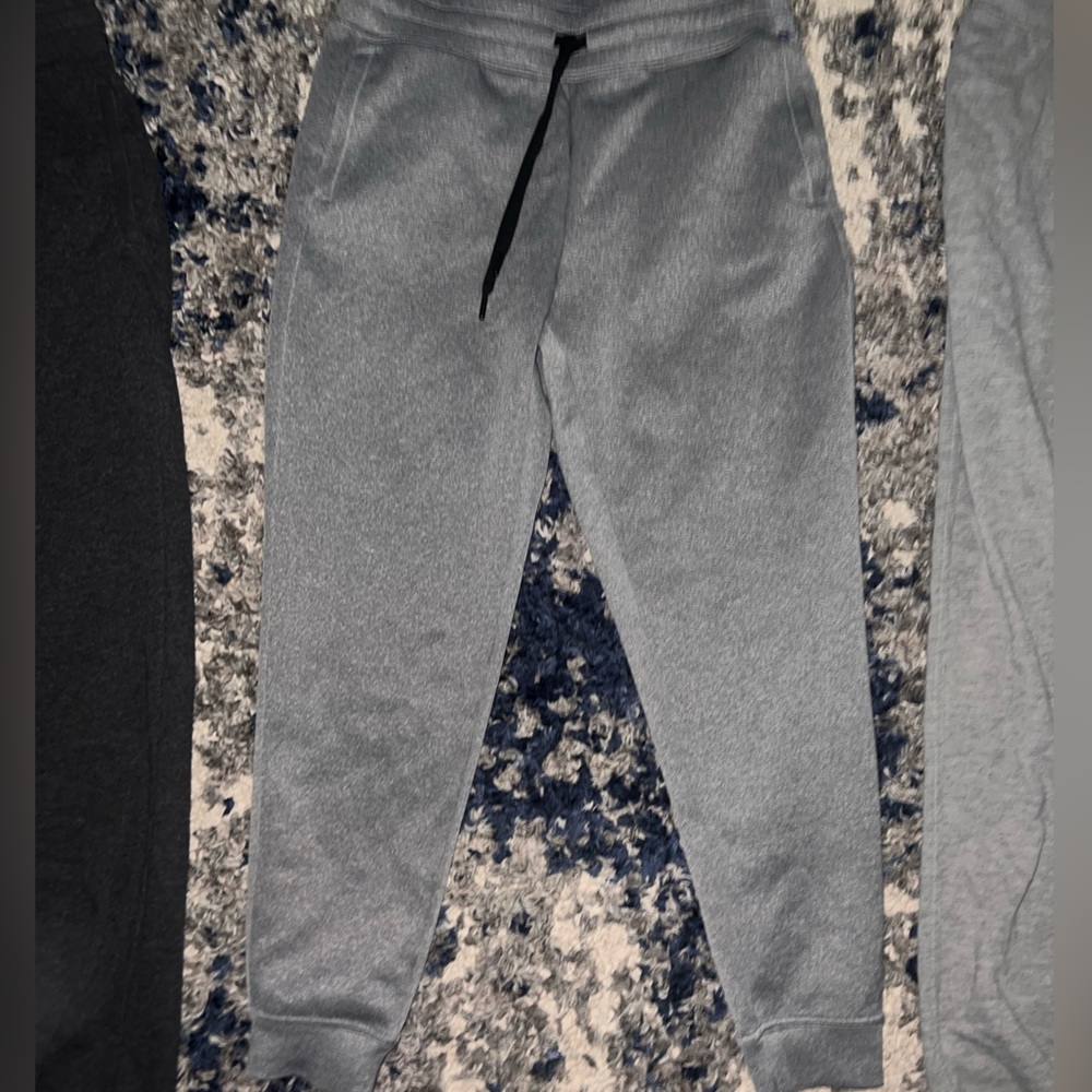 Grey cuffed sweatpants